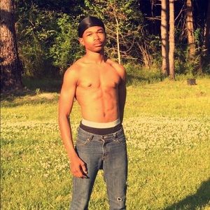 Meet your Posher, Shakell